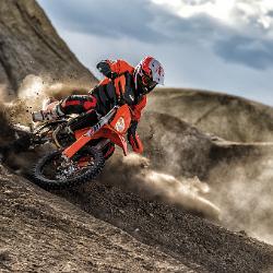 350 EXC-F MY 2017 Action 07